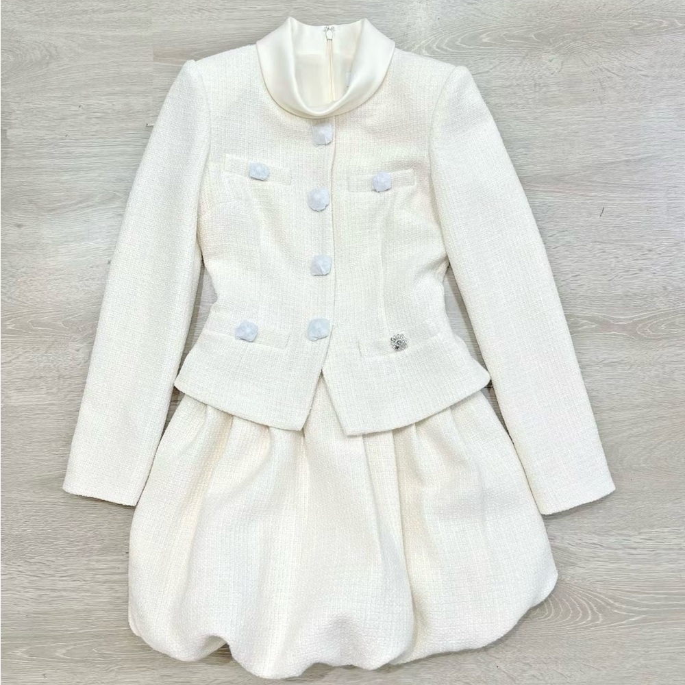 SOLD OUT
Self-Portrait NEW CREAM BOUCLE COLLARED MINI DRESS - Picture 8 of 9